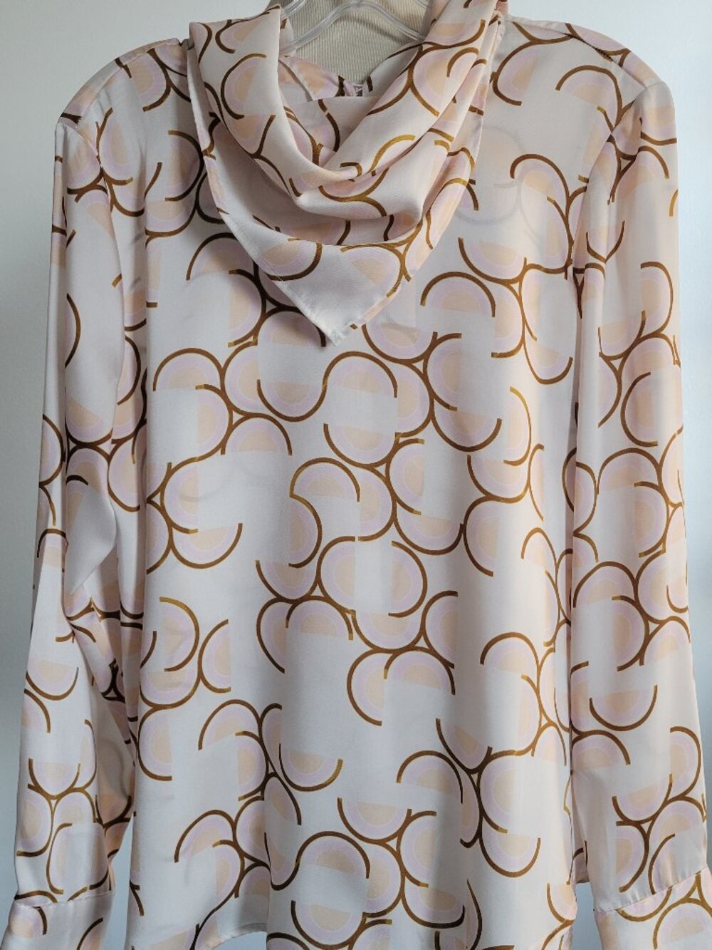 ZARA Satin-Effect Printed Blouse | Size M | Draped Scarf Neck | Cream Pink Bro